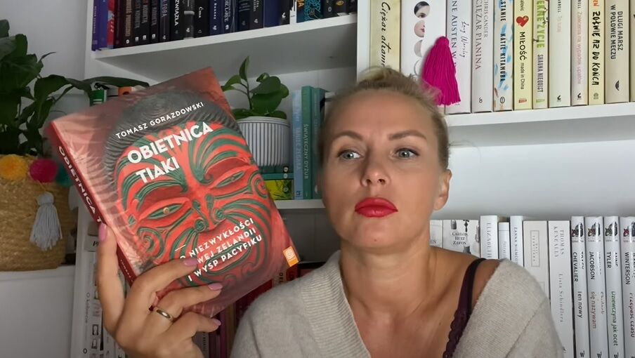 Grafika MAGIELKSIAZKOWY